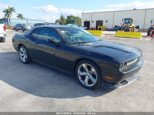  Salvage Dodge Challenger