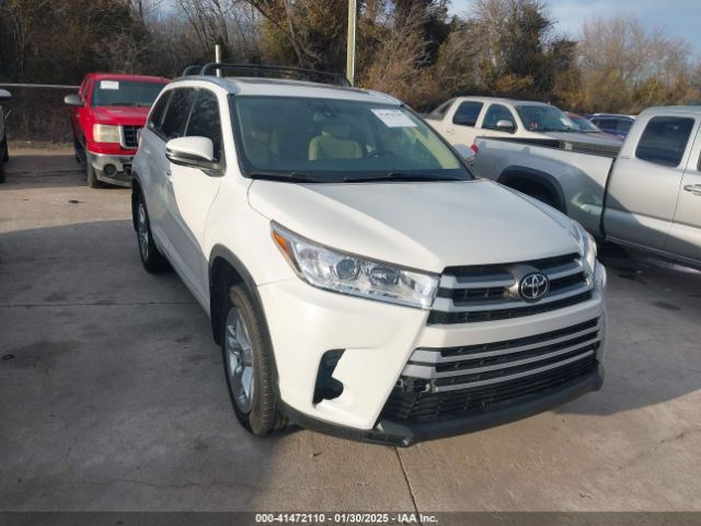  Salvage Toyota Highlander