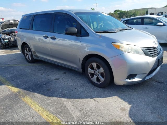  Salvage Toyota Sienna