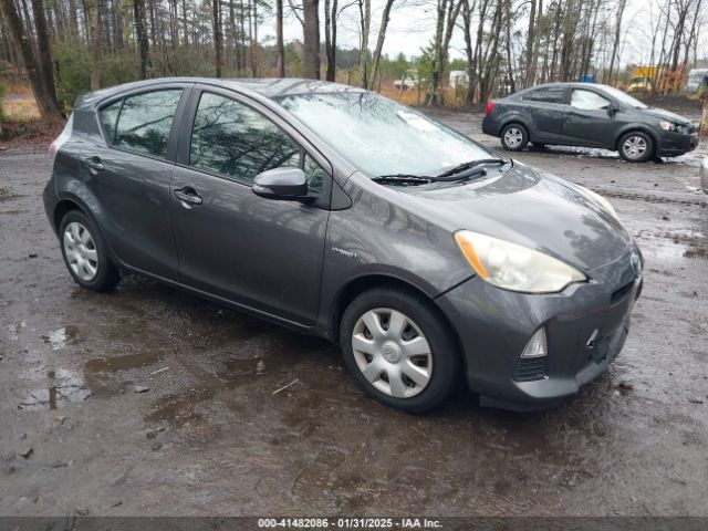  Salvage Toyota Prius c