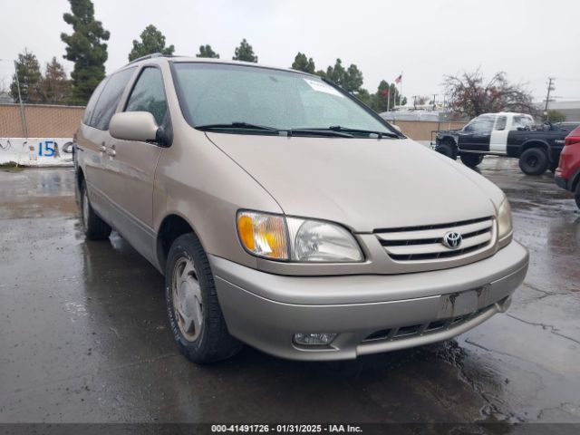  Salvage Toyota Sienna