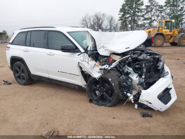 Salvage Jeep Grand Cherokee