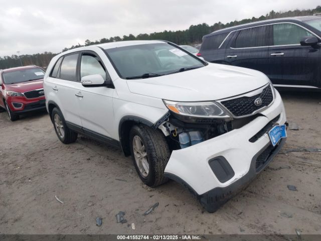  Salvage Kia Sorento