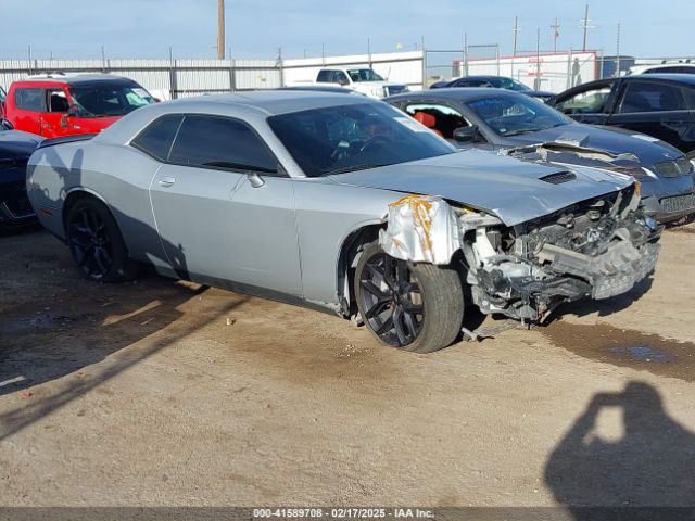  Salvage Dodge Challenger