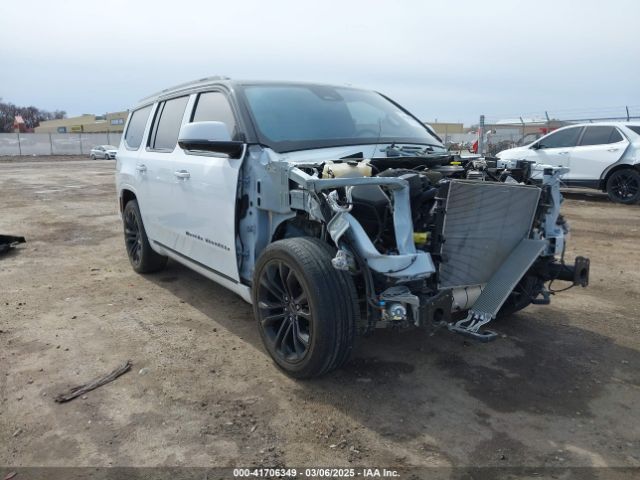  Salvage Jeep Grand Wagoneer