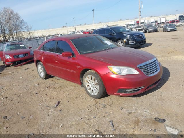  Salvage Chrysler 200