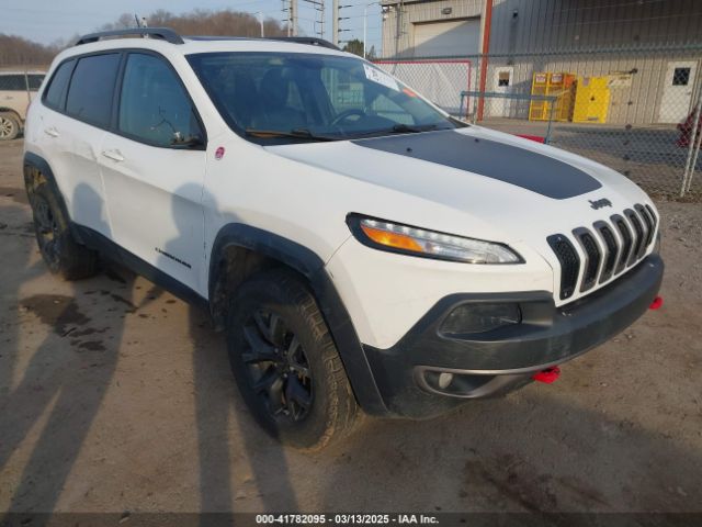  Salvage Jeep Cherokee