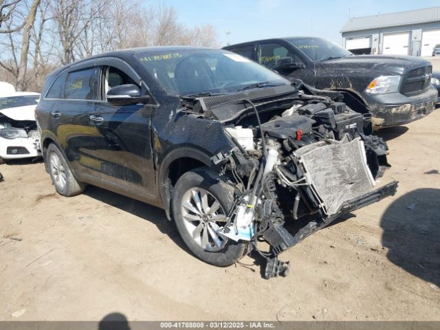  Salvage Kia Sorento