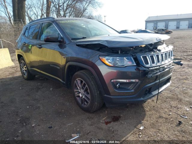  Salvage Jeep Compass