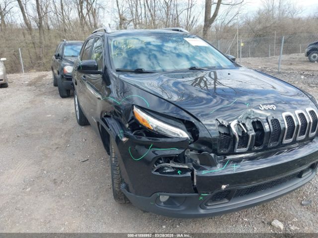  Salvage Jeep Cherokee