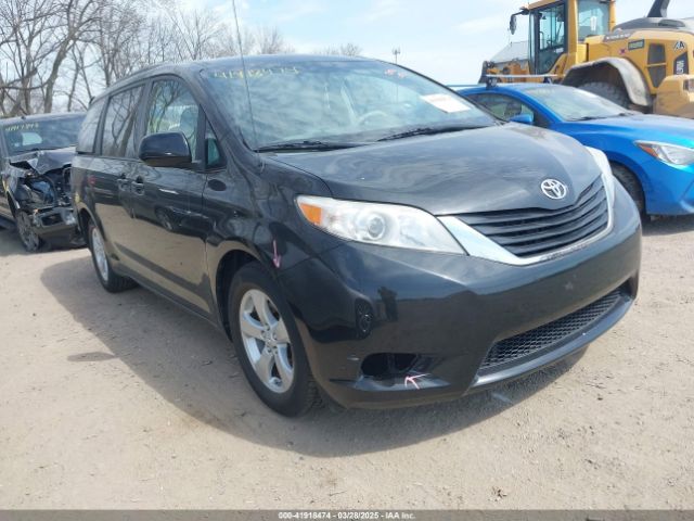  Salvage Toyota Sienna