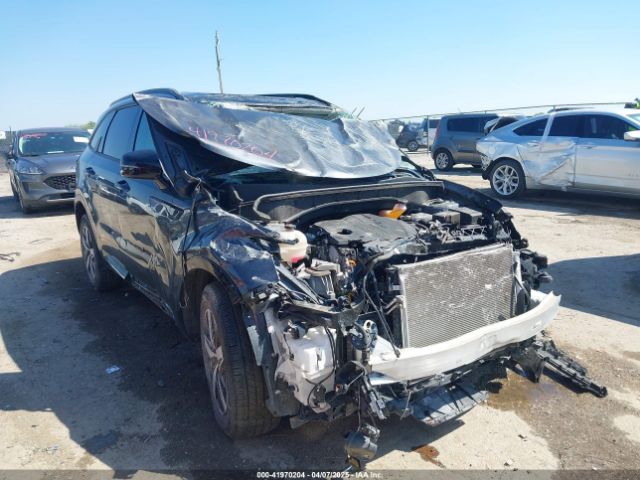  Salvage Kia Sorento