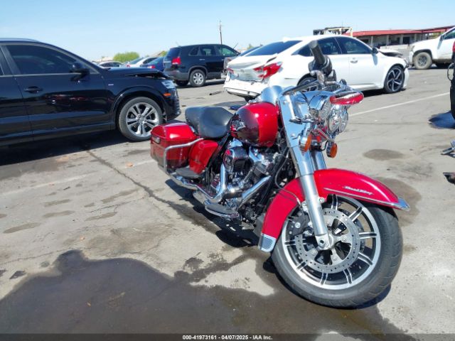  Salvage Harley-Davidson Flhr