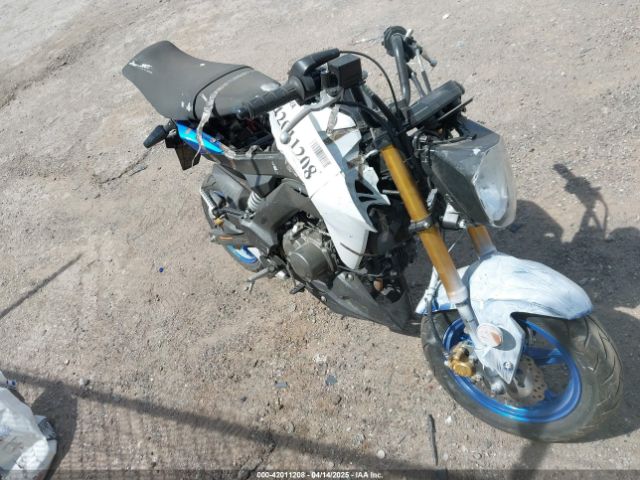 Salvage Kawasaki Z125 PRO Motorcycles for Sale: Wrecked