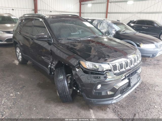  Salvage Jeep Compass