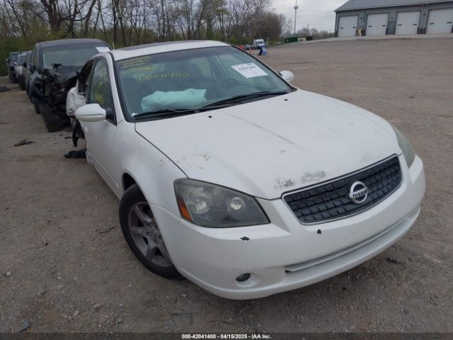  Salvage Nissan Altima