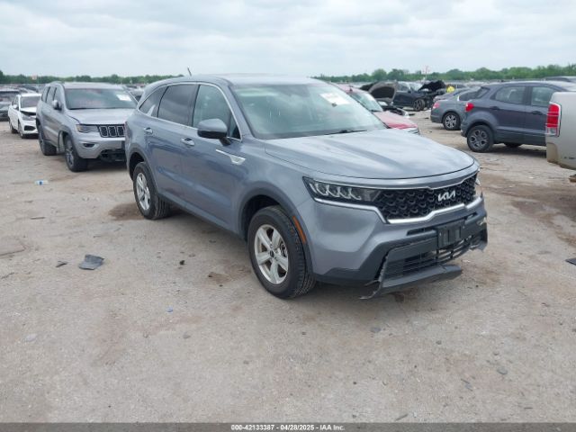  Salvage Kia Sorento