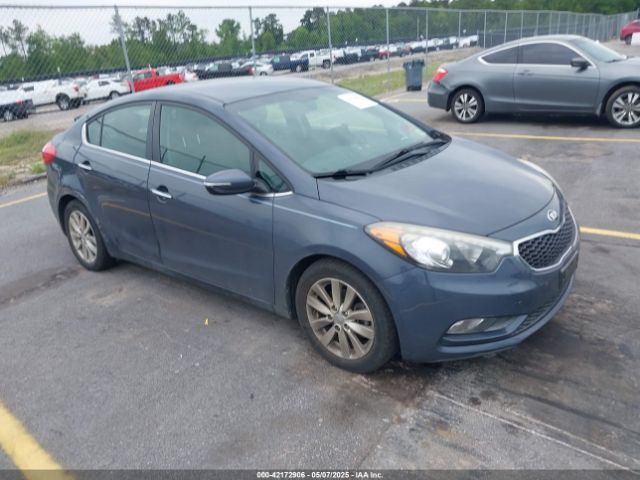  Salvage Kia Forte