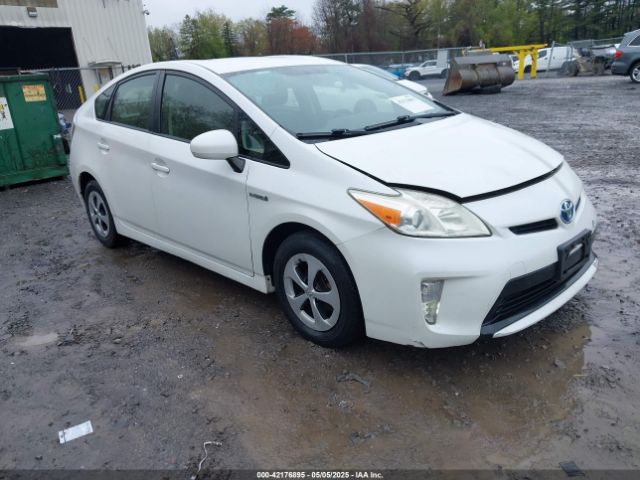  Salvage Toyota Prius