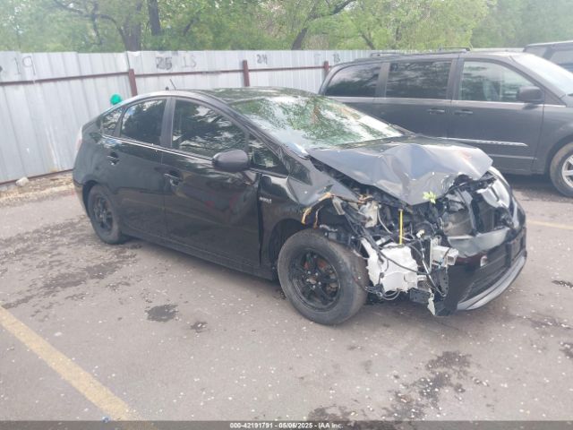  Salvage Toyota Prius