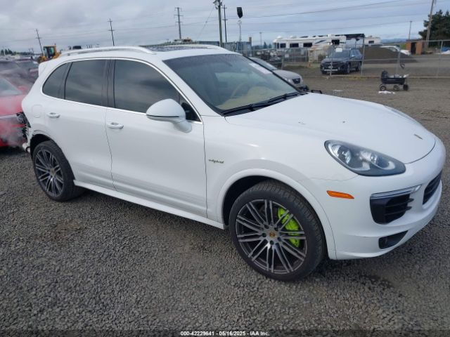  Salvage Porsche Cayenne E-hybrid