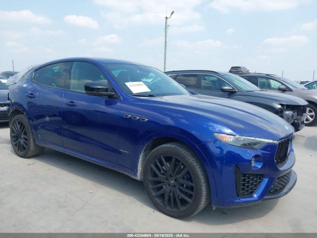  Salvage Maserati Levante