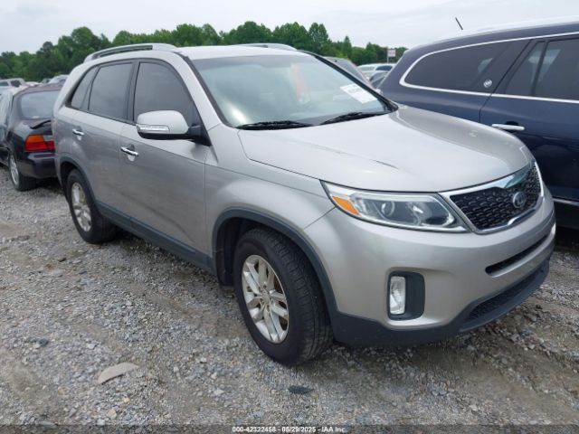  Salvage Kia Sorento