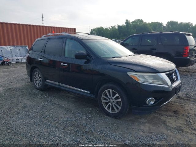  Salvage Nissan Pathfinder