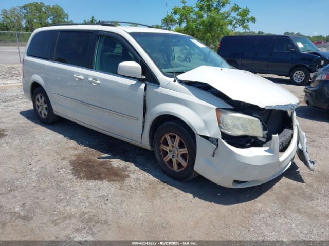  Salvage Chrysler Town & Country