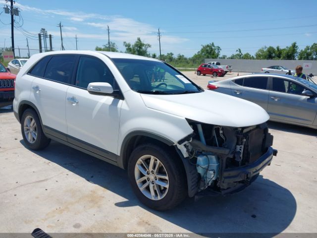  Salvage Kia Sorento