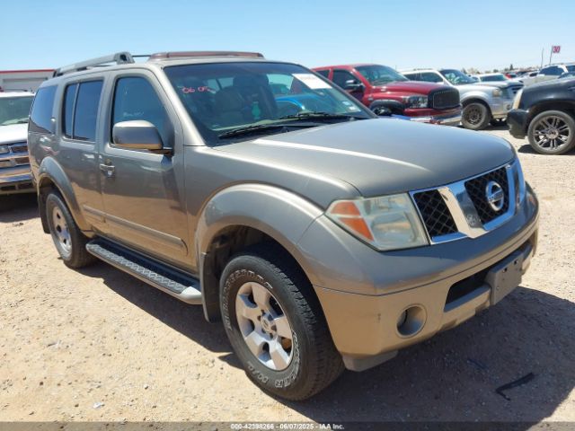  Salvage Nissan Pathfinder