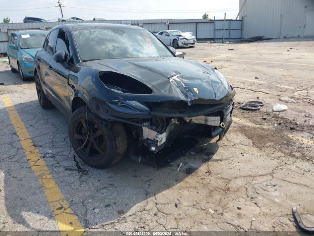  Salvage Porsche Macan