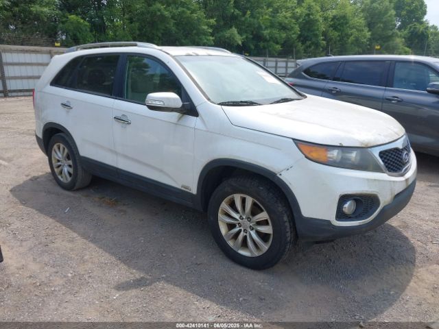 Salvage Kia Sorento