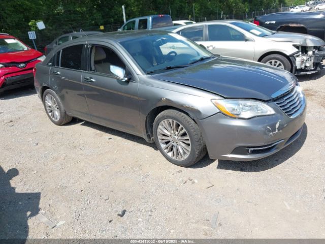  Salvage Chrysler 200