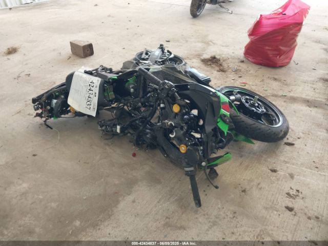  Salvage Kawasaki Zx400
