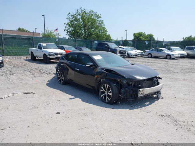  Salvage Nissan Maxima