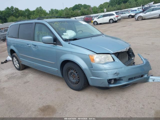  Salvage Chrysler Town & Country