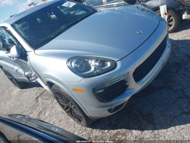  Salvage Porsche Cayenne