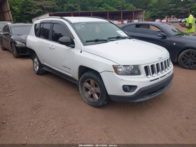 Salvage Jeep Compass
