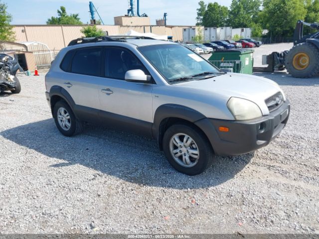  Salvage Hyundai TUCSON