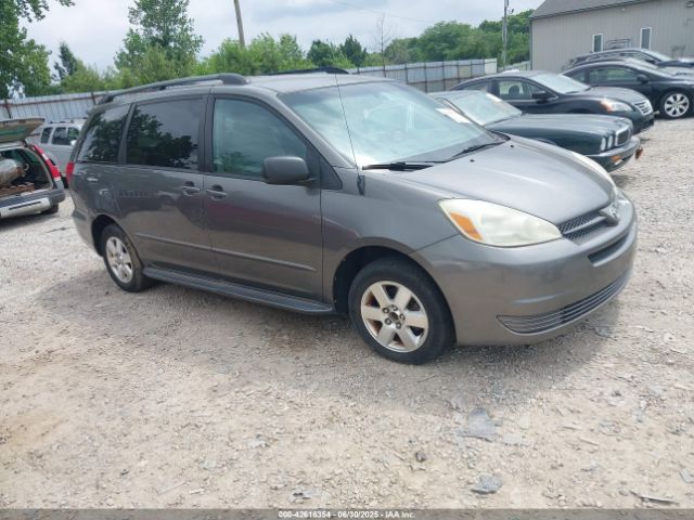  Salvage Toyota Sienna