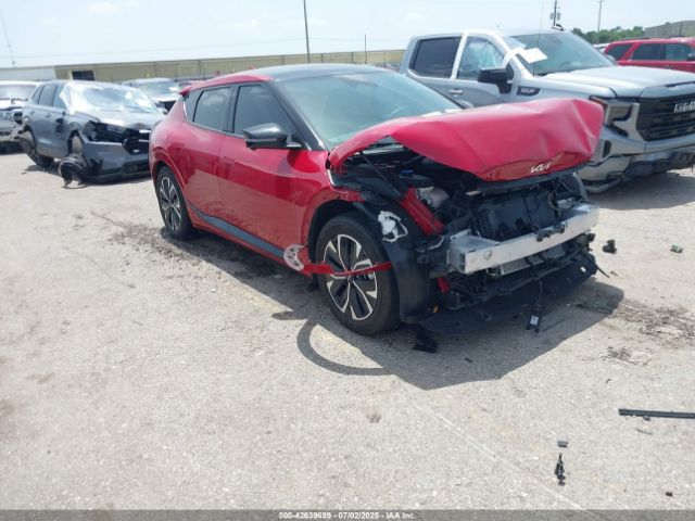  Salvage Kia EV6
