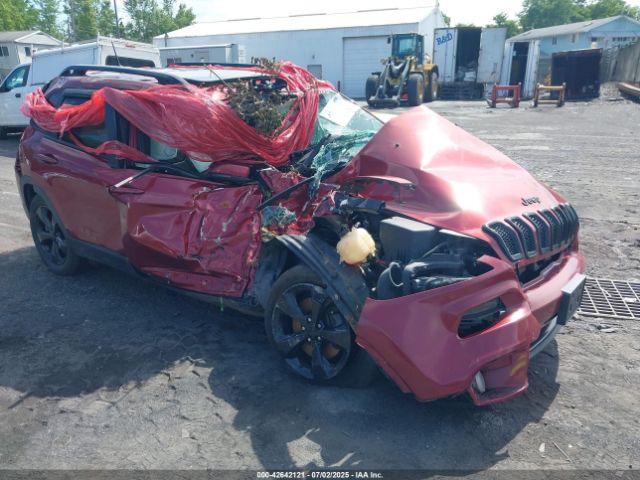  Salvage Jeep Cherokee