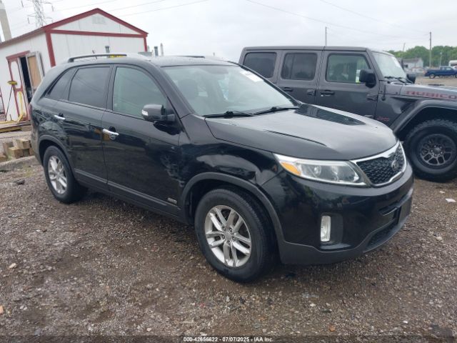  Salvage Kia Sorento