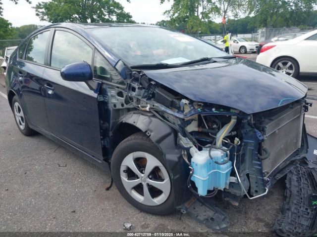  Salvage Toyota Prius
