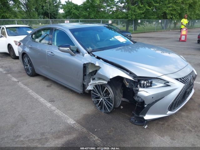  Salvage Lexus Es