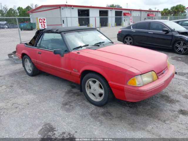  Salvage Ford Mustang