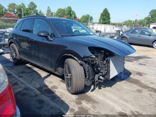  Salvage Porsche Cayenne