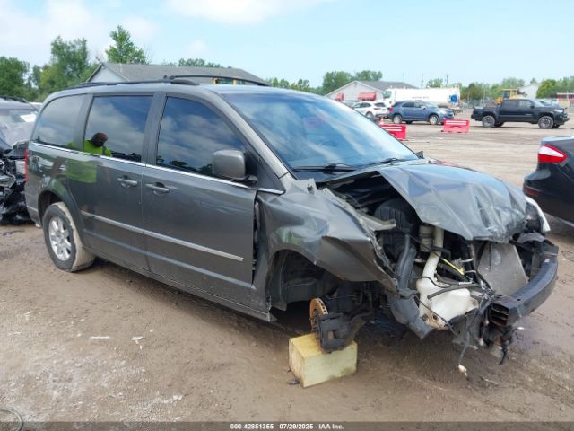  Salvage Chrysler Town & Country