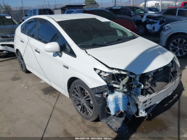  Salvage Toyota Prius